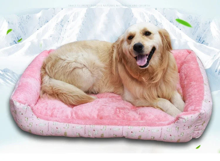 Tapis de couchage doux et chaud pour niche de chien